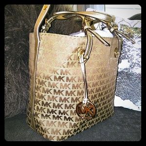 Michael Kors ShoulderBag